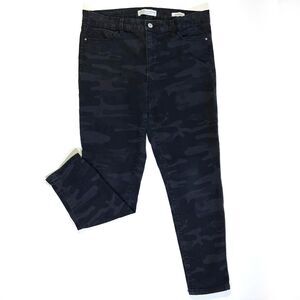 Sanctuary Black Camo Stretch Skinny Jeans Women's Sz 10